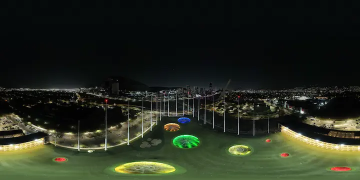 Top Golf Nuevo León de noche